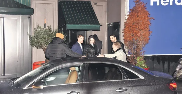 Ahu Yağtu gecelerde objektiflere yansıdı! Soruları yanıtsız bıraktı