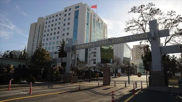 jgk-personel-alimi-basvuru-sartlari-jandarma-genel-komutanligi-memur-personel-alimi-basvuru-nasil-yapilir-1609137311860.jpg JGK personel alımı başvuru şartları! Jandarma Genel Komutanlığı memur personel alımı başvuru nasıl yapılır?-3