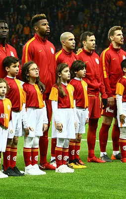 Galatasaray'dan Türk futbol tarihinde bir ilk...