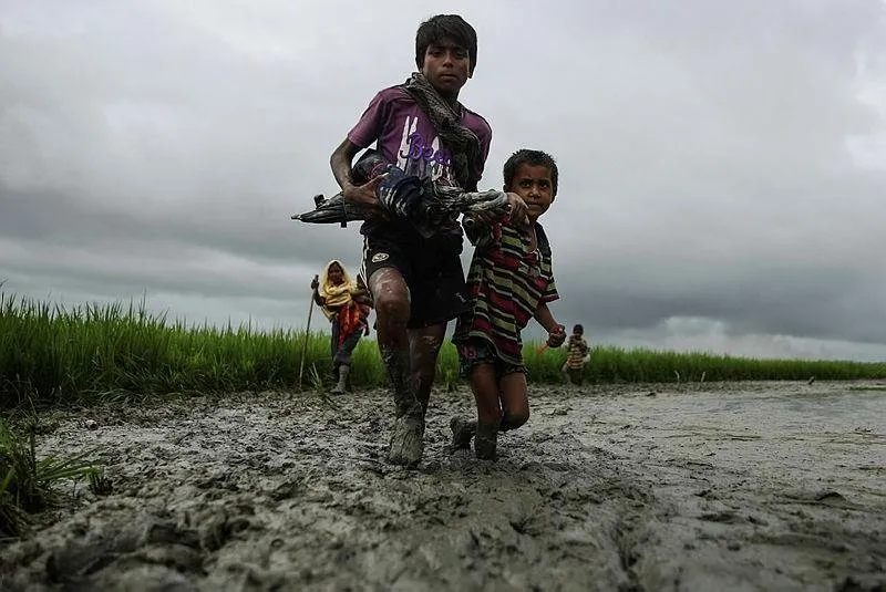 'Arakan'da soykırım uygulanıyor'