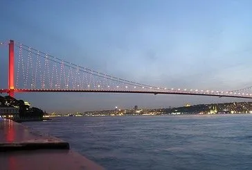 İstanbul Boğazı trafiğe açıldı
