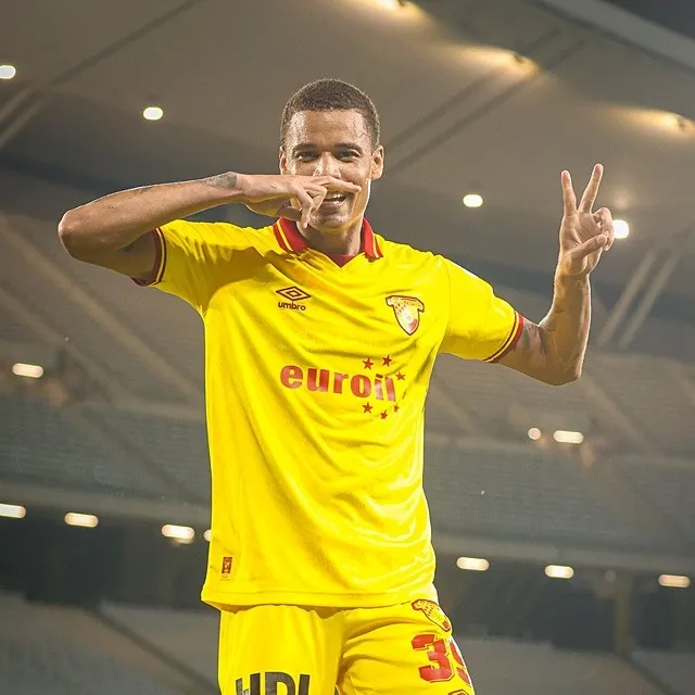 Romulo yoksa Janderson var