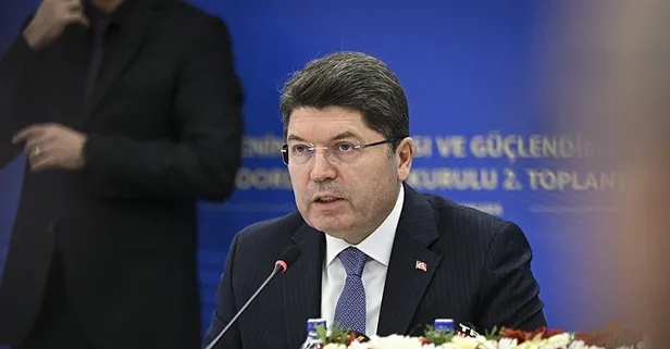 Adalet Bakanı Yılmaz Tunç 12. Yargı Paketi için tarih verdi: MHP ile görüş ayrılığı yok | Özgür Özel'e "İBB iddianamesi" ile yanıt