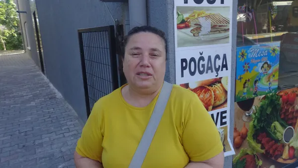 kizina-uyusturucu-sattigini-iddia-eden-genci-once-doven-baba-ardindan-polise-teslim-etti-1659511416993.jpg Kızına uyuşturucu sattığını iddia eden genci önce döven baba ardından polise teslim etti-6