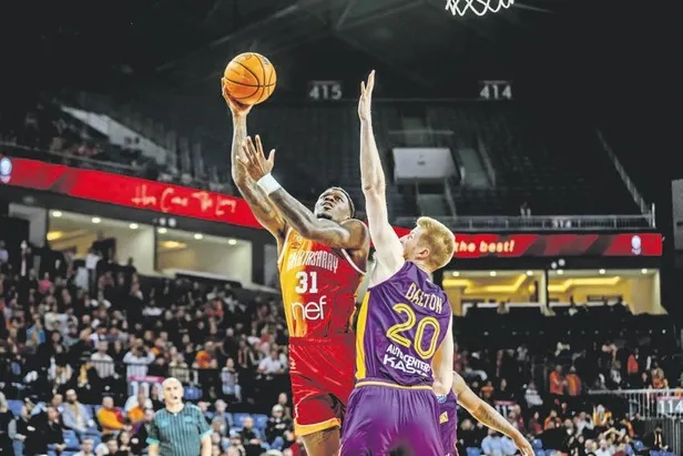 trabzonspor-steaua-bukres-takiminda-forma-giyen-adrian-sut-icin-harekete-gecti-spor-haberleri-1669250414496.jpeg Trabzonspor Steaua Bükreş takımında forma giyen Adrian Sut için harekete geçti | Spor haberleri-5