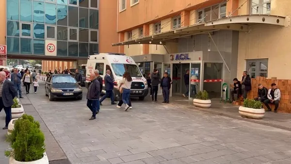 1689517405438.jpg Batman'da kıskançlık vahşeti! Kendisini aldattığını düşündüğü koca eşini yüzünden bıçaklayarak ağır yaraladı-2