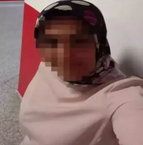 uvey-kizina-diski-yedirmisti-cani-kadin-uvey-oglunun-olumu-ile-ilgili-tekrar-yargilanacak-1763737692390.jpeg Üvey kızına dışkı yedirmişti! Cani kadın üvey oğlunun ölümü ile ilgili tekrar yargılanacak-2