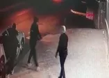 SON DAKİKA: Esenyurt'ta gece yarısı şoke eden olay: Hırsızlar kendilerine şişe atan komşuya taşla karşılık verdi