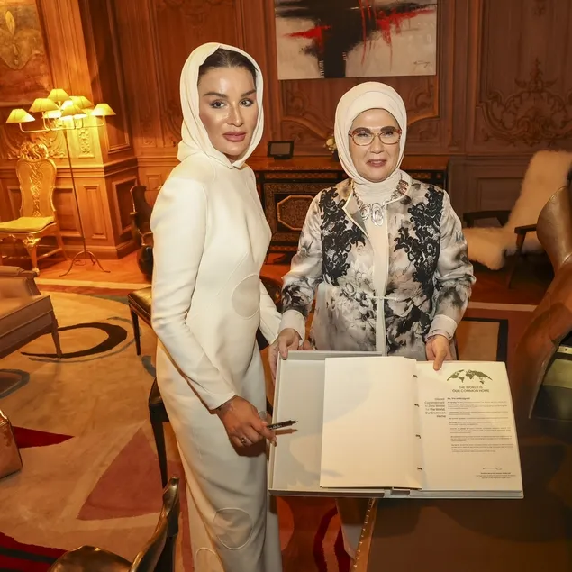 Erdoğan Katar Emiri’nin annesi bir arada