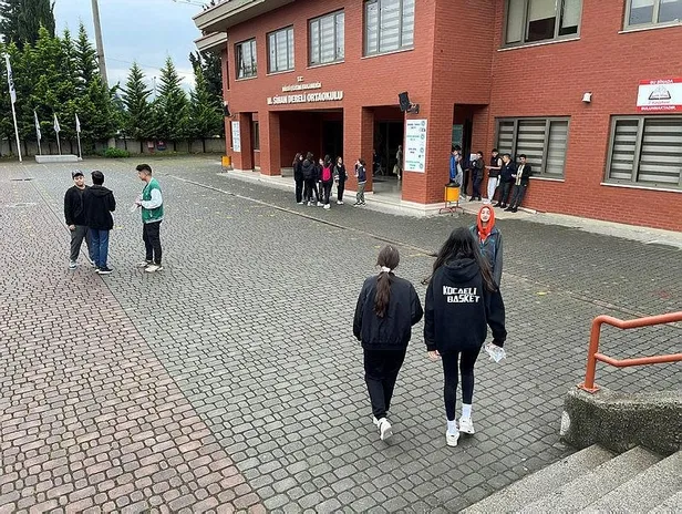 LGS merkezi sınavı sona erdi! İki oturum 90 soru: Cevap anahtarı yayımlandı-2