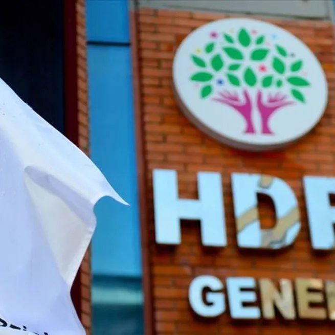 Seçime girmeyen terörün siyasi ayağı HDPnin 359.7 milyon TLlik Yeşil Sol Parti vurgunu! Para Kandile mi gitti?