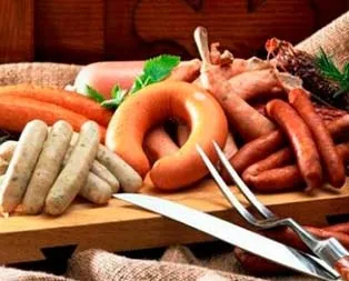 Sucuğa sakatat yasak