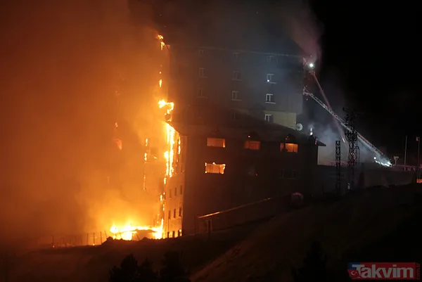 Bolu'daki yangının ilk anları! Zemine yatak serenler... Camdan atlayanlar... Çocuğunu atmaya çalışanlar... | Kare kare çaresizlik - 1