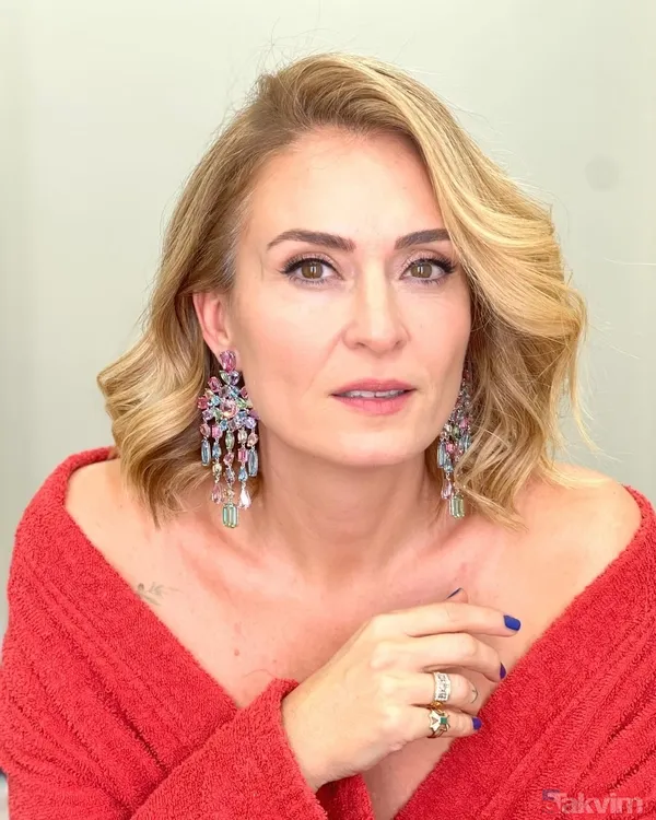 8 yıllık eşi Bülent Şakrak’la boşanmıştı! Ceyda Düvenci’nin ilk eşi bakın kim! Aşka yeşil ışık yakan Ceyda meğer Kurtlar Vadisi’nin yıldızıyla... - 9