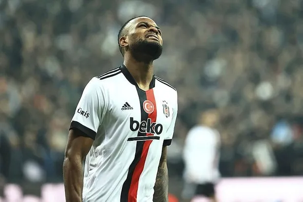 Beşiktaş'ın Kanadalı yıldızı Larin 2022’nin gol makinesi!-5