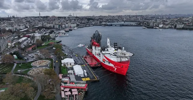 Bakan Bayraktar Seven Vega'yı Karadeniz'e uğurladı 6. gemi için tarih verdi