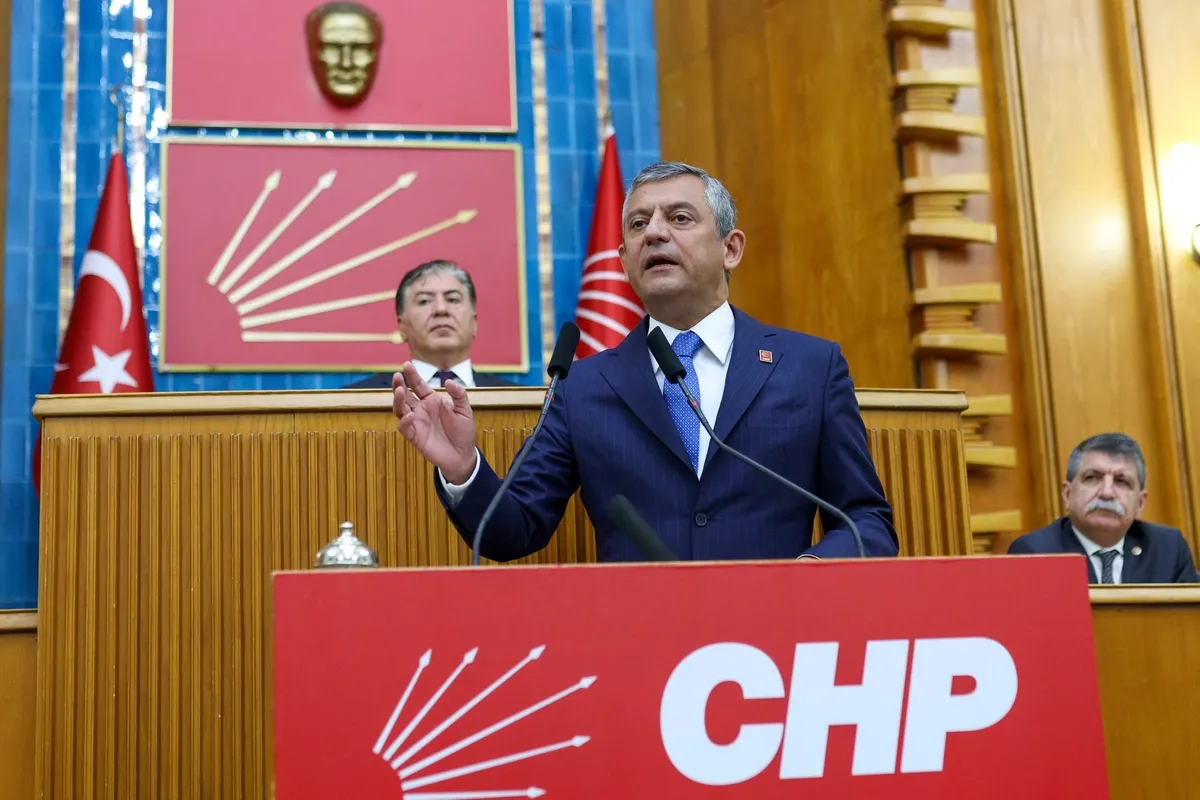 takvim-gunler-once-yazmisti-kilicdaroglundan-beklenen-hamle-geldi-ozgur-ozelin-yerine-faik-oztrak-1782626426213.jpeg CHP'de "grup" muamması! "Özgür Özel'in yerine Faik Öztrak" dendi ne çıktı? | Kopuş başlıyor-4