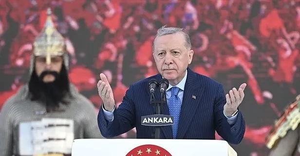 Başkan Erdoğan'dan 15 Temmuz Demokrasi Programı'nda önemli açıklamalar! "Ruhunu 1 dolara satan alçaklar bedelini ödeyecek"