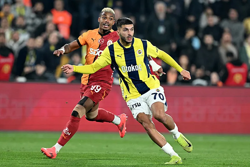 Fenerbahçe'den milli takımı deviren yıldız için transfer hamlesi - 21