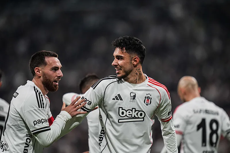 Spor yazarları Beşiktaş-Fenerbahçe maçını değerlendirdi - 4