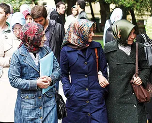 İlahiyat Fakültelerine ilgi büyük