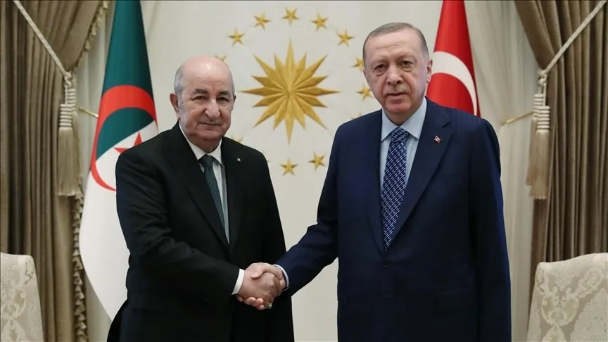 turkiye-cezayir-hattinda-kritik-temas-baskan-erdogan-tebbun-ile-gorustu-1779988305781.jpeg Türkiye-Cezayir hattında kritik temas: Başkan Erdoğan Tebbun ile görüştü-3