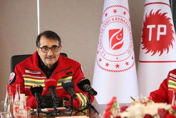 Enerji ve Tabii Kaynaklar Bakanı Dönmez tarih verdi: 2023'ün ilk çeyreğinde bu gazı buradan yakmış olacağız-2