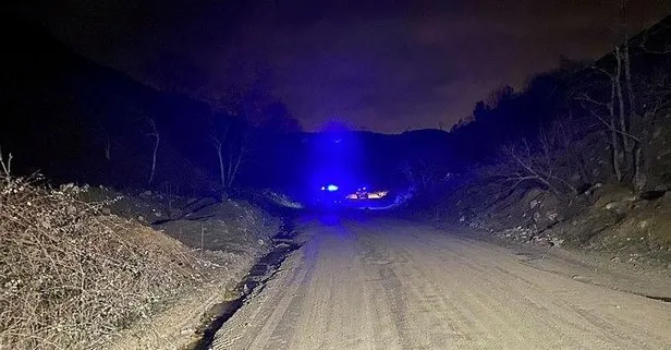 Bursa’da heyelan: Yol trafiğe kapandı