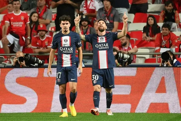 psg-formasiyla-benficaya-attigi-golle-geceye-damga-vuran-lionel-messi-bir-yeni-rekor-daha-kirdi-1665008174922.jpeg