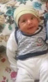baba-hayatini-kaybeden-2-aylik-bebegi-kucagina-alarak-defnetmeye-goturdu-1620049259673.jpg