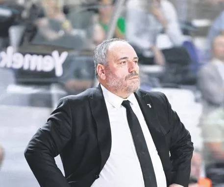 galatasaray-dostluk-turnuvasindaki-ilk-hazirlik-macinda-rayo-vallecanoya-1-0-maglup-oldu-spor-haberleri-1670115778839.jpeg Galatasaray Dostluk Turnuvası'ndaki ilk hazırlık maçında Rayo Vallecano'ya 1-0 mağlup oldu | Spor haberleri-19