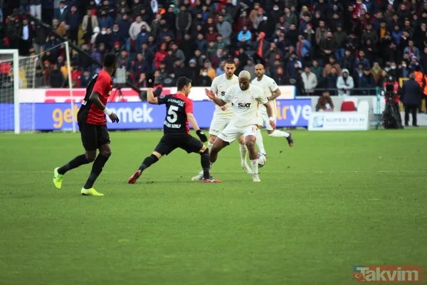 Gaziantep FK - Galatasaray maçı sonrası hakem Arda Kardeşler'e şok sözler: Çok çirkin... - 11