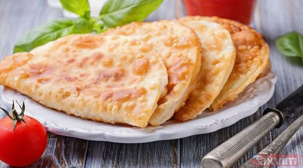 Yağ çekmeyen kıvam! Çiğ börek nasıl yapılır? - 5