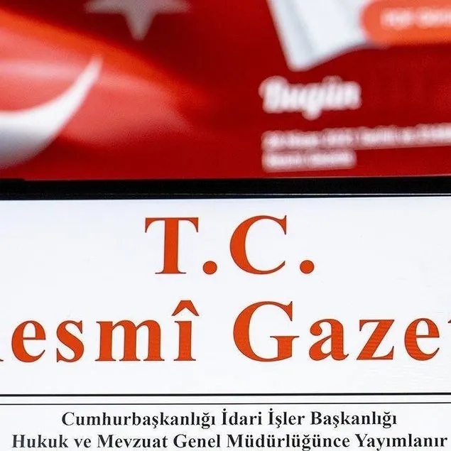 Başkan Erdoğan 12 üniversiteye rektör atadı