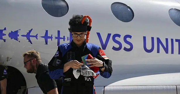 Tuva Cihangir Atasever, Türkiye ve Azerbaycan bayrağı açtı! Filistin'i unutmadı: Dikkat çeken kefiye detayı