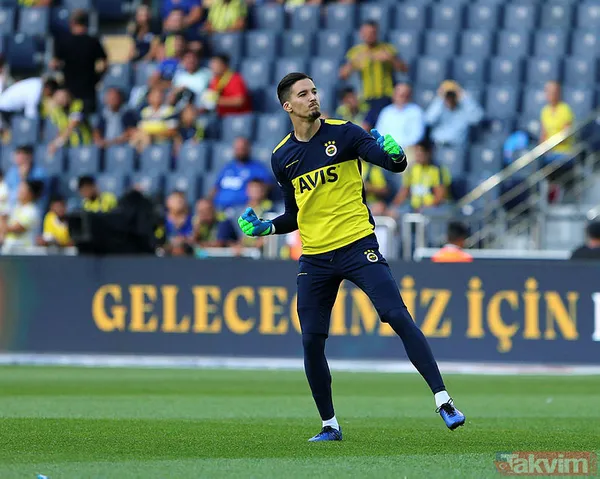 Fenerbahçe'de Vedat Muriqi sonrası sıradaki yolcu Altay Bayındır! İngiliz ve Fransızlar... - 13