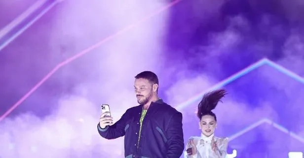 Sinan Akçıl'dan eski sevgilisi Hadise'ye mayo sitemi! "Bu bir saygı meselesi" dedi ikinci kez kınadı