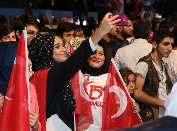 Türkiye Demokrasi Nöbeti'nde meydanları doldurdu-5