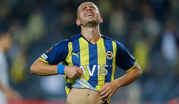 fenerbahcede-bir-ayrilik-daha-ingiltereye-gidiyor-1660485161753.jpeg Fenerbahçe'de bir ayrılık daha! İngiltere'ye gidiyor-3