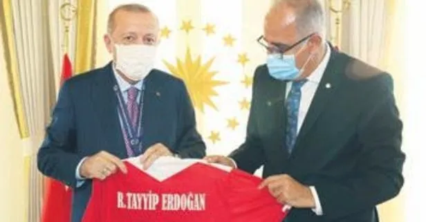 Başkan Recep Tayyip Erdoğan 19 yaş Altı Kız Voleybol Takımı’nı kabul etti Yurttan ve dünyadan spor gündemi