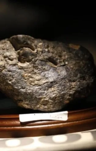 Zenginlerin gözü bu göktaşında! Fiyatı dudak uçuklattı