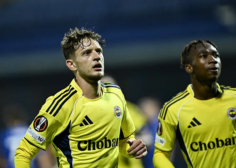 Fenerbahçe ve Galatasaray'ın yıldız futbolcu için transfer savaşı! - 9