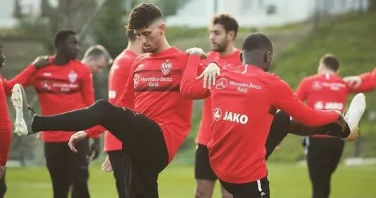galatasarayin-gundemindeki-gurbetci-atakan-karazor-takvimcomtrye-konustu-menajerim-istanbulda-1625646524962.jpg Galatasaray'ın gündemindeki gurbetçi Atakan Karazor takvim.com.tr'ye konuştu: Menajerim İstanbul'da!-4