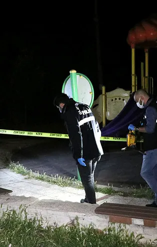 İzmir'de iki arkadaşın kavgasında kan aktı: 1 ölü