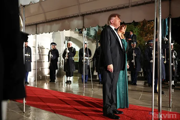 Melania Trump’tan Selman’a özel jest! 3 bin 350 dolarlık zümrüt elbisesi gündem oldu - 9