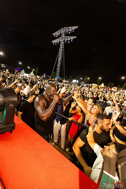 Konser, Yüksek Enerjili Setiyle On Binlerce Müzikseveri Coşturdu. Dj Diesel'in Performansı, Etkinlik Alanını Dev Bir Partiye Dönüştürdü.