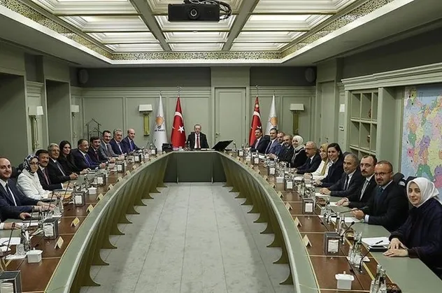 Son dakika... AK Parti MYK toplandı