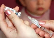 Bebekler koronavirüs aşısı deneği olarak mı kullanıldı? Prof. Dr. Zafer Kurugöl ile Pfizer arasında kafa karıştıran bağlantı! Soruşturma başlatıldı