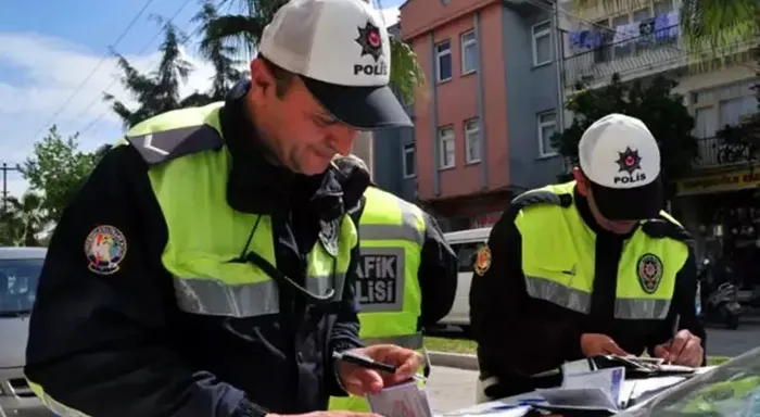 Araba sahiplerini tarumar eden haber Resmi Gazete'de yayımlandı! Artık zorunlu, yaptırmayana para cezası geldi-2