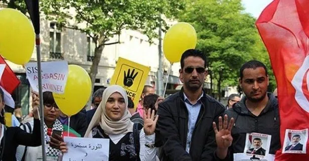 Fransa’nın başkenti Paris’te Muhammed Mursi gösterisi